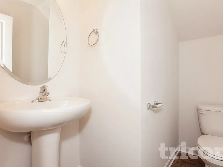 2653 McIntosh St — Photo 11