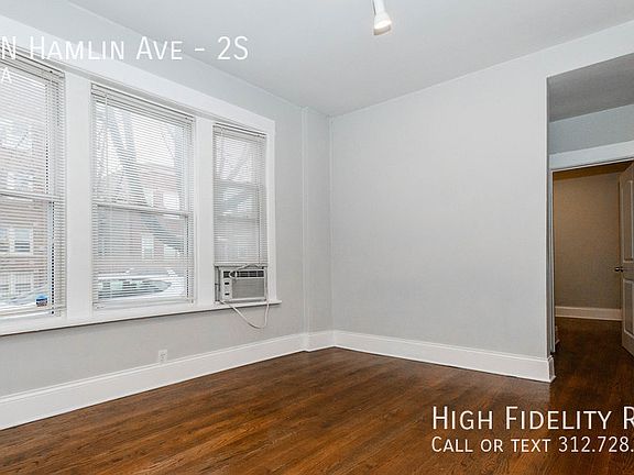 5th image of 2237 N Hamlin Ave #2S