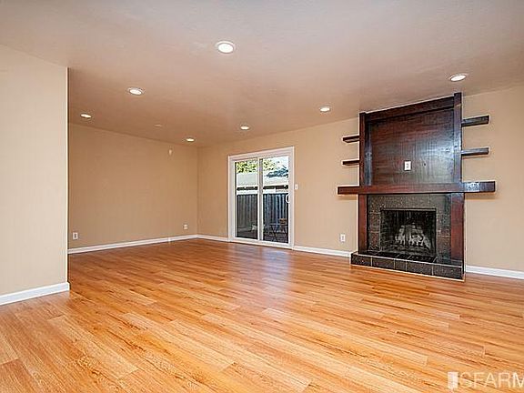 5th image of 2516 Hazelwood Way