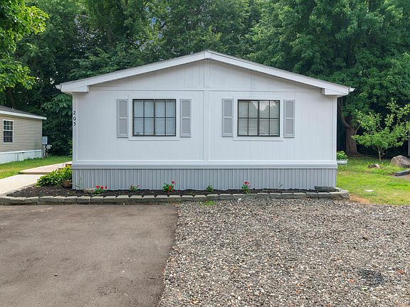 3rd image of 351 N Squirrel Rd Lot 205