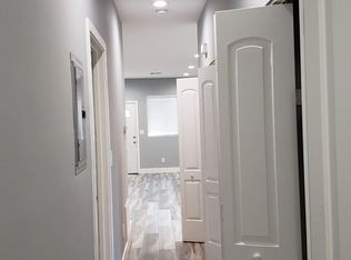 118 E 81st St #F, Los Angeles, CA 90003