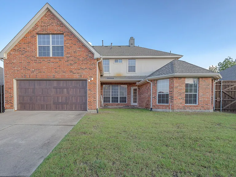 1200 Talley Ln — Photo 4