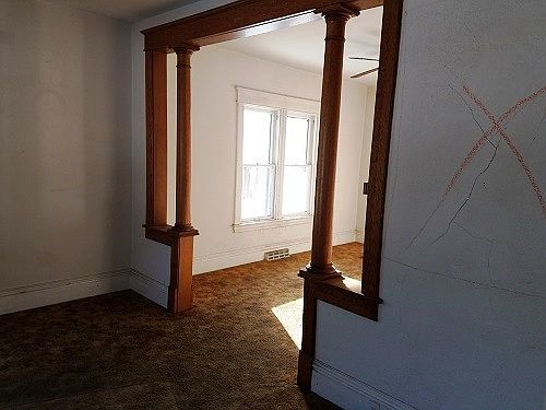 3rd image of 430 Oakley Ave