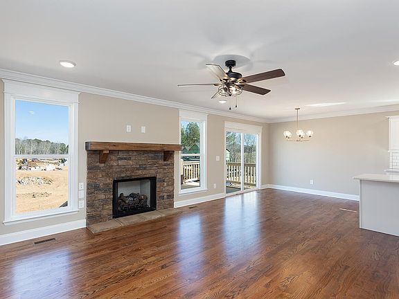 3rd image of 19 NW Brookmore Trl Lot 19