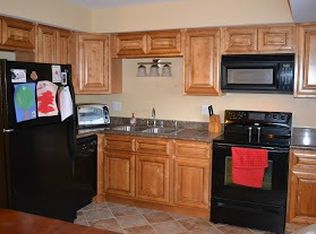 2250 Coach Dr, Dayton, OH 45440