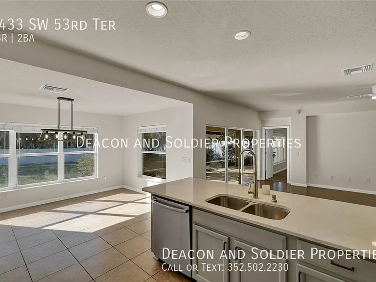 4433 SW 53rd Ter — Photo 11