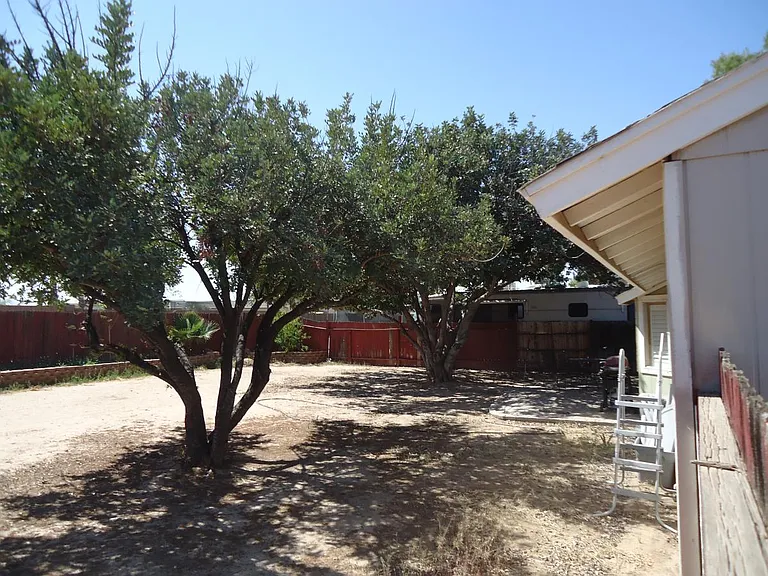 4621 W Gail Dr — Photo 18