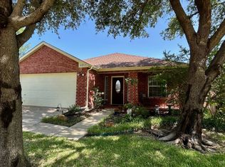 6013 Marsh Rail Dr, Denton, TX 76208