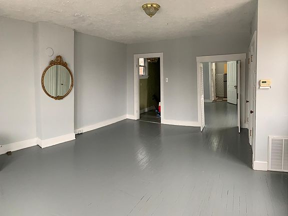5th image of 416 W 12th St #3