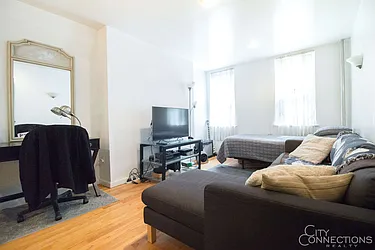 Rented by City Connections Realty