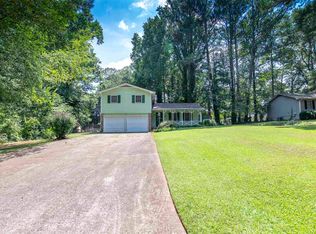 5276 Cobblestone Way NW, Lilburn, GA 30047