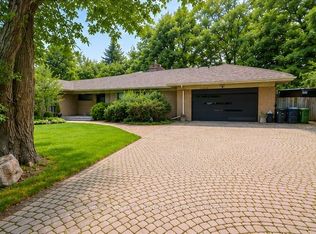 2424 Bayview Ave, Toronto, ON M2L1A3