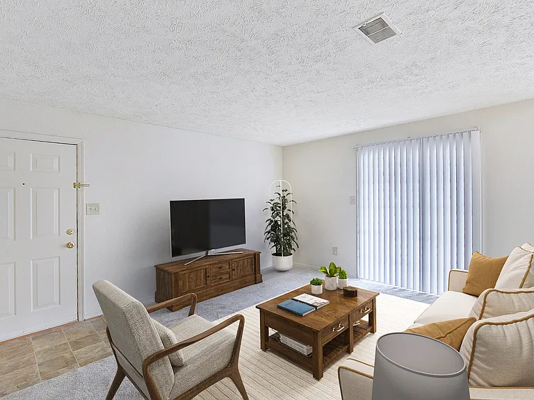 The Pointe at Stafford Apartment Homes — Photo 8