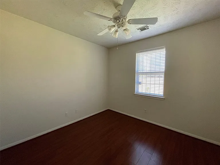 5934 Heathmoor Ln — Photo 12