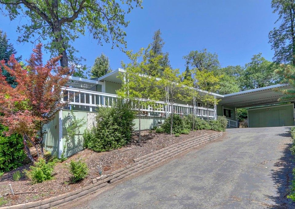 1st image of 4380 Patterson Dr Unit 200
