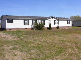 102 Bayleaf Ln, Rocky Mount, NC 27801