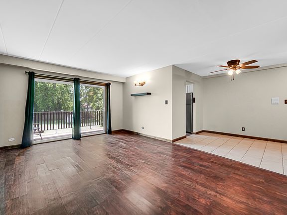 4th image of 13540 Lawler Ave