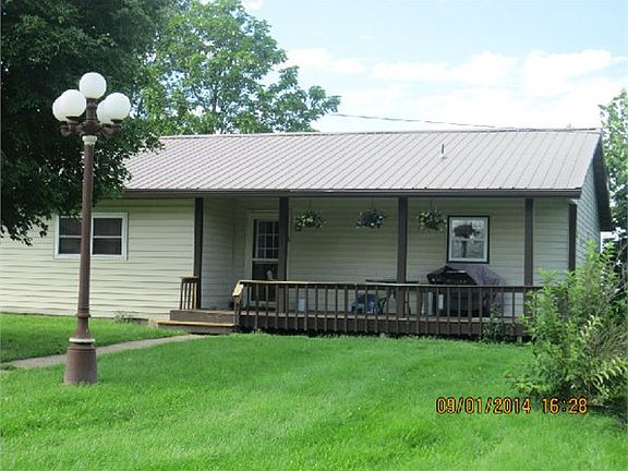 4th image of 608 Oak St