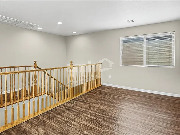 4408 Carrier Dove Ave — Photo 9