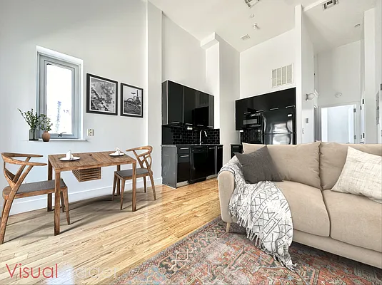 Rented by Compass | media 2