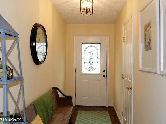 Entry Foyer