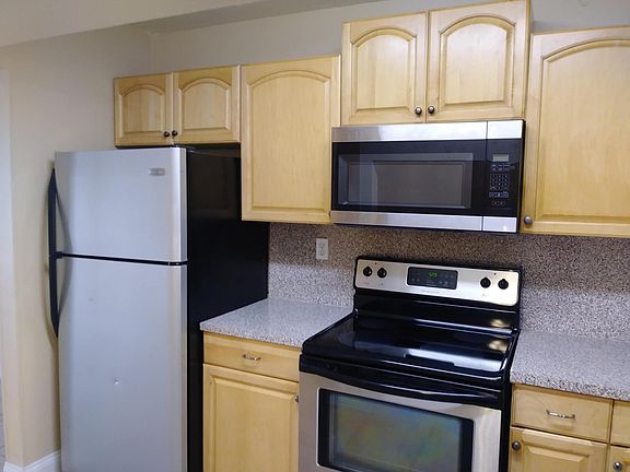 3rd image of 7969 SW 5th St