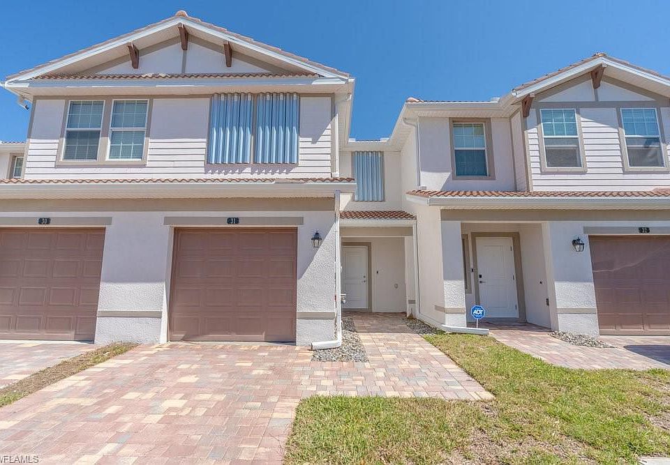 1st image of 7157 Greenwood Park Cir