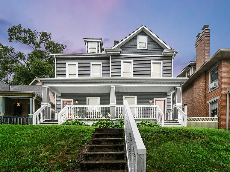 545 W 3rd Ave #545 — Photo 31