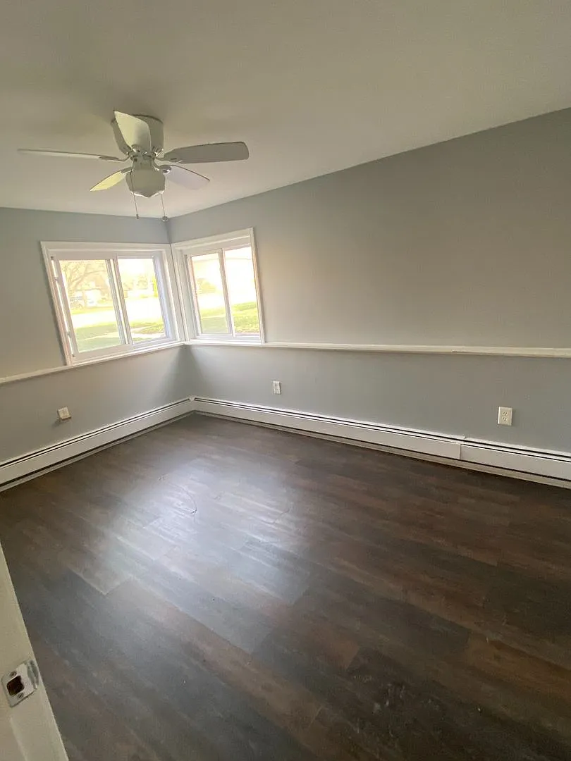 18423 Torrence Ave. — Photo 2