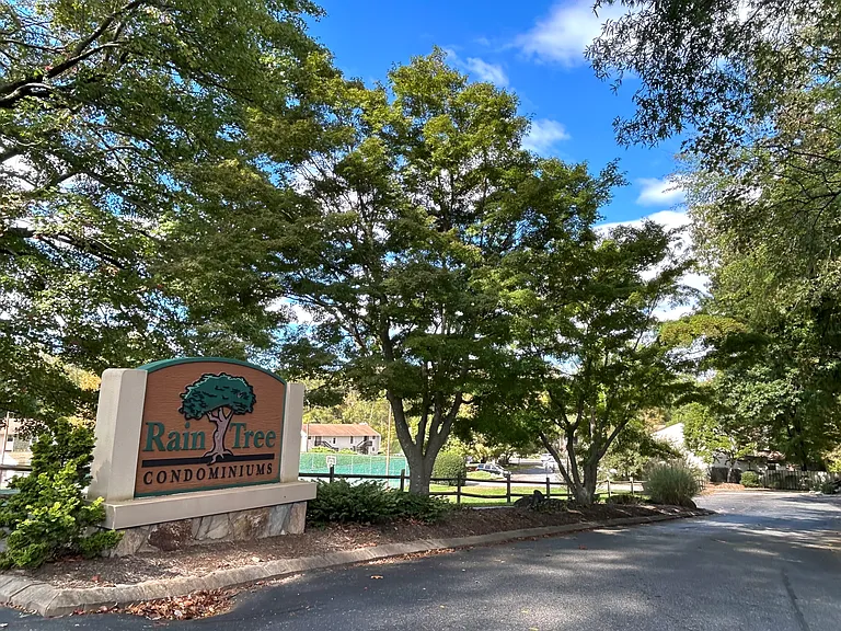 174 Turnwood Ln #RAINTREE — Photo 35