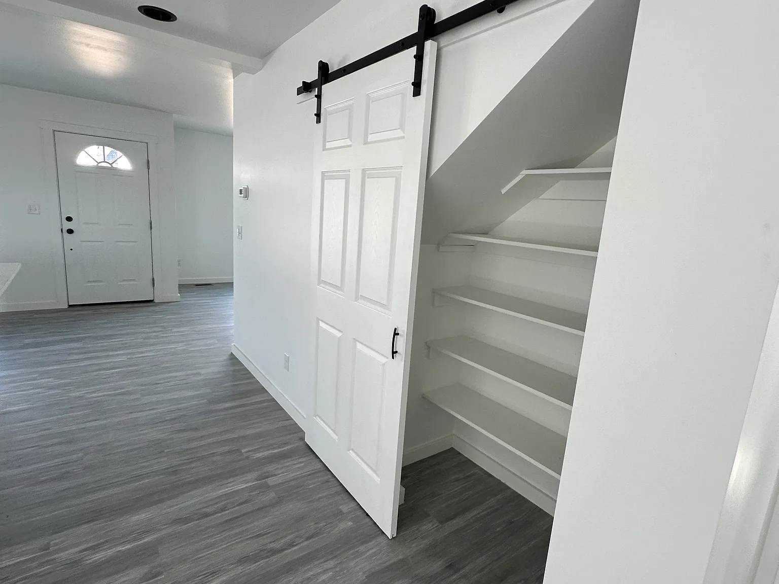 3 bed, 1476 sqft, $2,600 — Photo 4