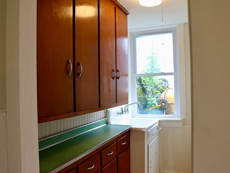 17 Granite St #1 — Photo 6