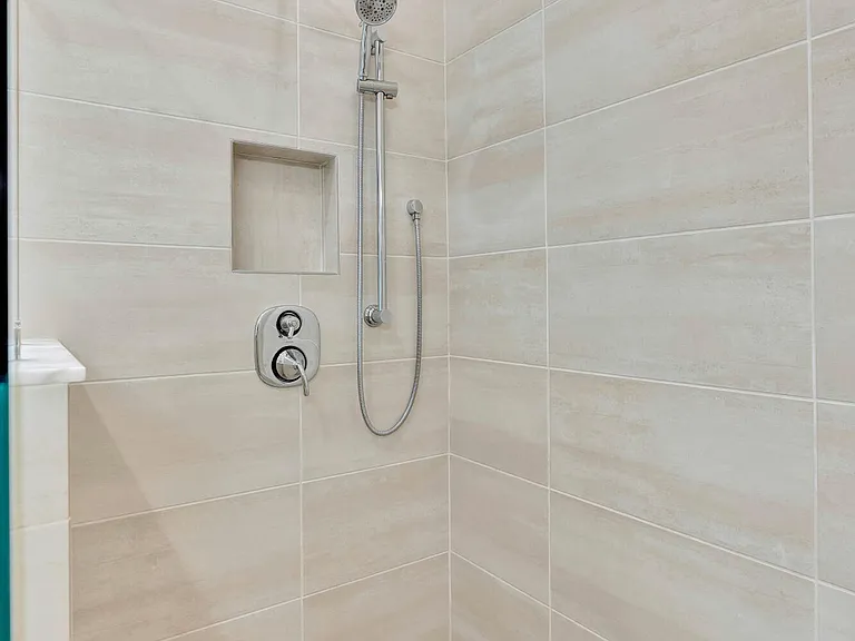 4952 Pointe Midtown Way — Photo 19