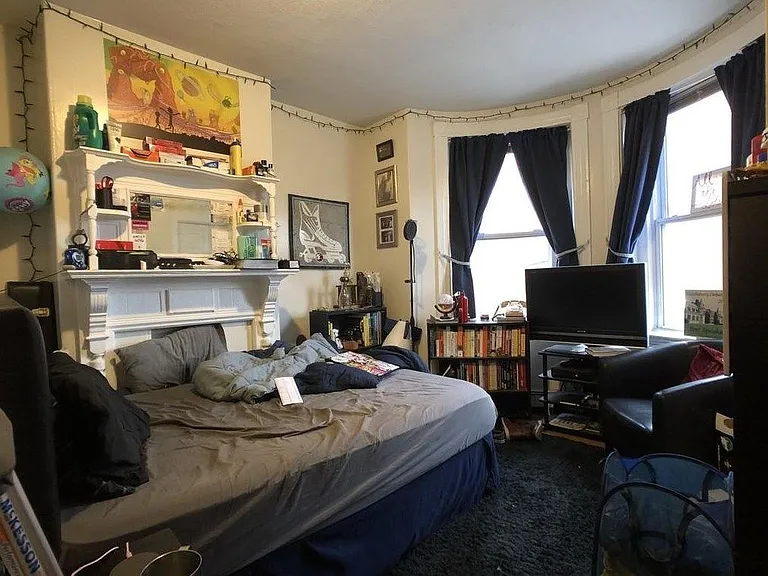 127 Cedar St #3 — Photo 10