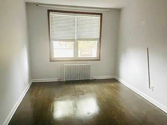 3rd image of 2838 48th St #2