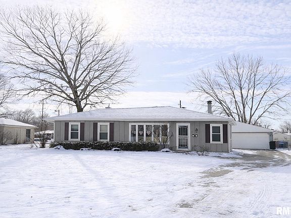 2nd image of 2214 W Overbrook Dr