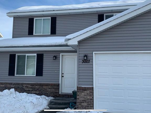 2nd image of 3007 Janessa Ln