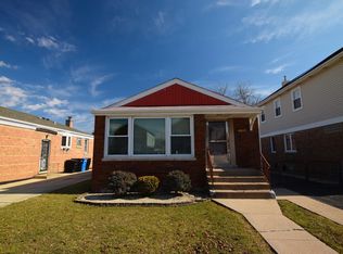 5817 S Sayre Ave, Chicago, IL 60638