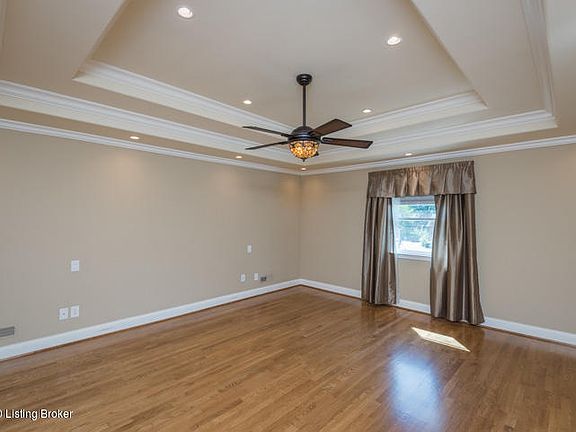 4th image of 3602 Glencreek Ln