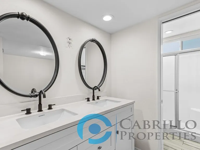 4239 Cleveland Ave #6 — Photo 12