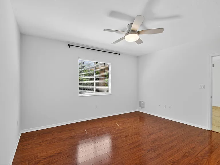 6511 Emerald Dunes Dr #304 — Photo 31