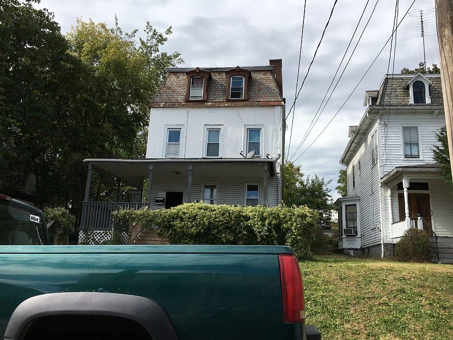 1st image of 40 East Ave