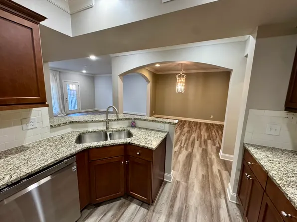 3038 Massey Rd APT 302, Birmingham, AL 35216