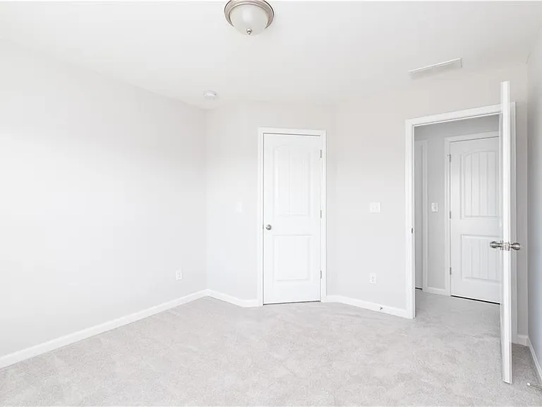 770 Sunset Park Dr — Photo 24