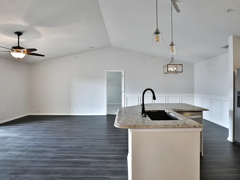 763 Hidden Springs Dr — Photo 9
