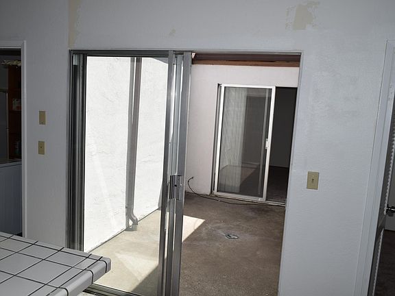4th image of 34945 Skylark Dr