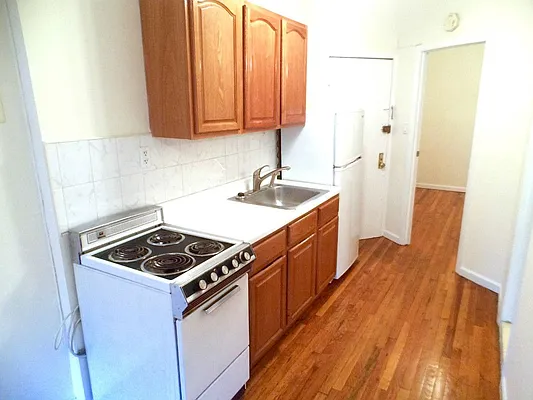 Rented by Sovereign Associates | media 15