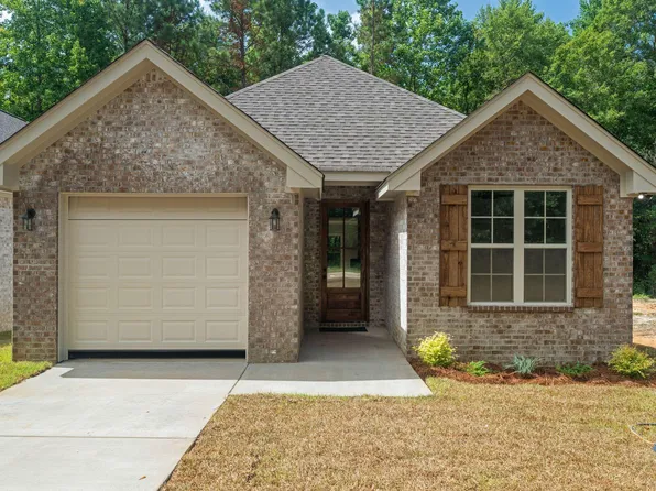 80 Riviera Dr, Hattiesburg, MS 39402