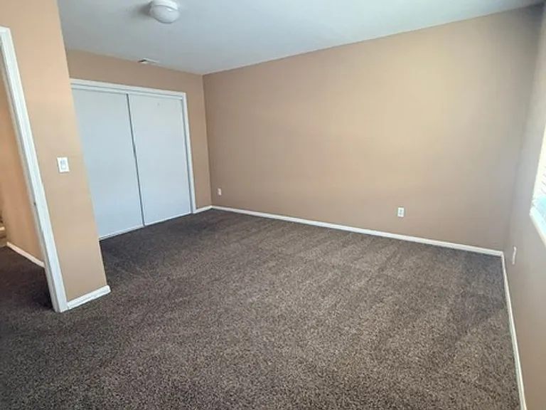 5172 Dillingham Dr — Photo 10
