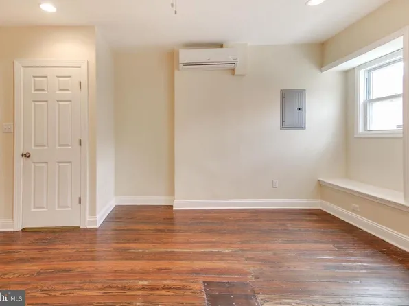 4639 Umbria St #1, Philadelphia, PA 19127